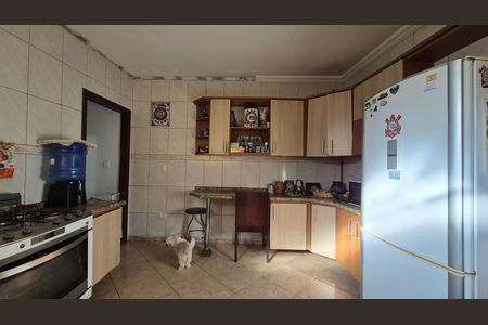 Casa à venda com 284m², 4 quartos e 4 vagas Casa à venda com 284m², 4 quartos e 4 vagasCozinha