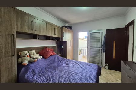 Casa à venda com 284m², 4 quartos e 4 vagas Casa à venda com 284m², 4 quartos e 4 vagasSuíte