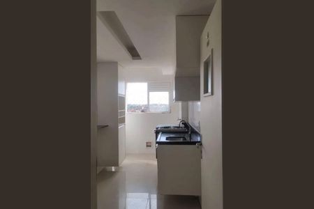 Cozinha de apartamento para alugar com 2 quartos, 48m² em Piatã, Salvador