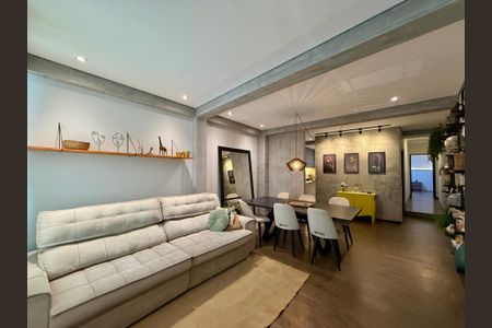 Sala  de casa para alugar com 2 quartos, 125m² em Vila Sao Francisco (zona Sul), São Paulo
