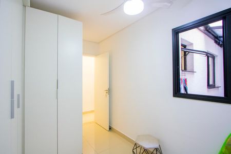 Apartamento à venda com 85m², 3 quartos e 2 vagasQuarto 2