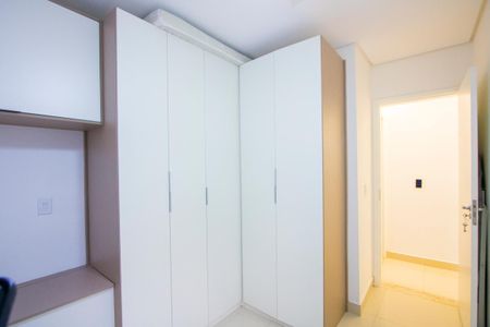 Apartamento à venda com 85m², 3 quartos e 2 vagasQuarto 2