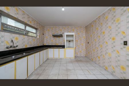 Casa à venda com 322m², 4 quartos e 5 vagasCozinha