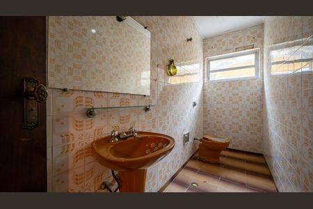 Casa à venda com 322m², 4 quartos e 5 vagasLavabo