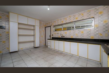 Casa à venda com 322m², 4 quartos e 5 vagasCozinha