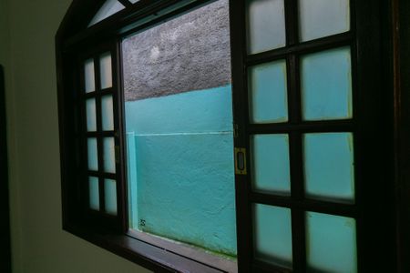 Casa para alugar com 2 quartos, 70m² em Heliópolis, Belo Horizonte