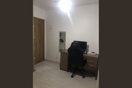 Quarto de apartamento para alugar com 2 quartos, 53m² em Taquara, Rio de Janeiro
