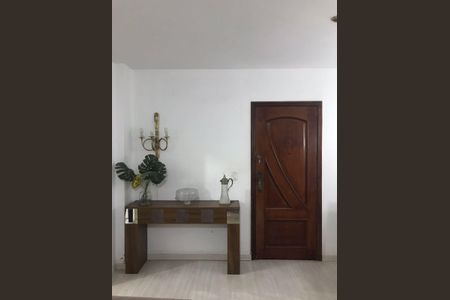 Sala de apartamento para alugar com 2 quartos, 53m² em Taquara, Rio de Janeiro
