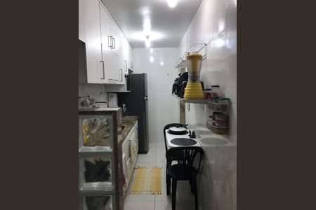Cozinha de apartamento para alugar com 2 quartos, 53m² em Taquara, Rio de Janeiro