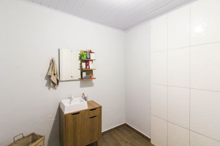Casa para alugar com 200m², 3 quartos e 1 vagaBanheiro