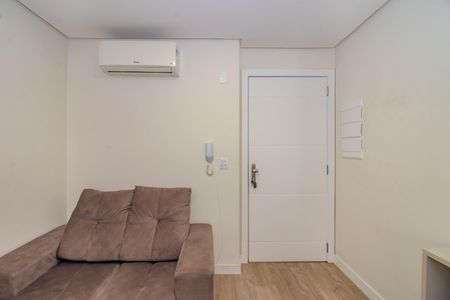 Studio para alugar com 28m², 1 quarto e sem vaga Studio para alugar com 28m², 1 quarto e sem vagaLoft