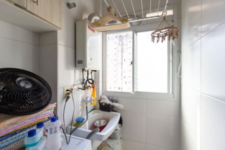 Apartamento à venda com 58m², 3 quartos e 1 vagaÁrea de Serviço