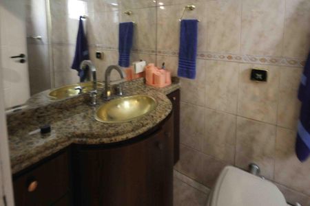Apartamento à venda com 98m², 3 quartos e 1 vaga Apartamento à venda com 98m², 3 quartos e 1 vagaBanheiro da Suite