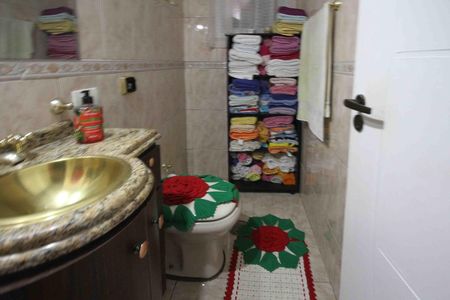 Apartamento à venda com 98m², 3 quartos e 1 vaga Apartamento à venda com 98m², 3 quartos e 1 vagaBanheiro Social