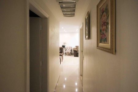 Apartamento à venda com 98m², 3 quartos e 1 vaga Apartamento à venda com 98m², 3 quartos e 1 vagaCorredor