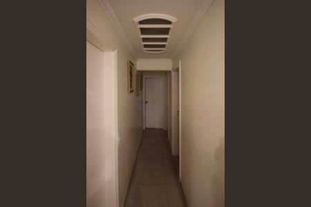 Apartamento à venda com 98m², 3 quartos e 1 vaga Apartamento à venda com 98m², 3 quartos e 1 vagaCorredor