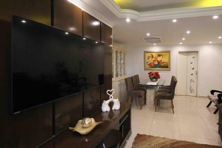 Apartamento à venda com 98m², 3 quartos e 1 vaga Apartamento à venda com 98m², 3 quartos e 1 vagaSala