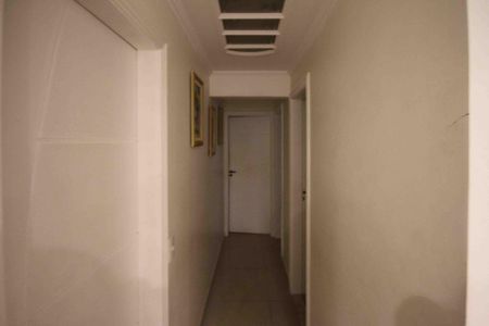 Apartamento à venda com 98m², 3 quartos e 1 vaga Apartamento à venda com 98m², 3 quartos e 1 vagaCorredor