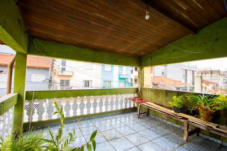 Casa à venda com 100m², 3 quartos e 2 vagas Casa à venda com 100m², 3 quartos e 2 vagasVaranda do quarto 3