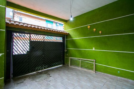 Casa à venda com 100m², 3 quartos e 2 vagas Casa à venda com 100m², 3 quartos e 2 vagasEspaço gourmet/Quintal/Garagem