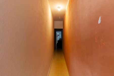 Corredor de casa à venda com 6 quartos, 260m² em Vila California, São Paulo