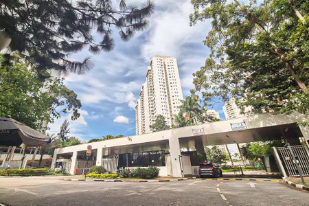 Apartamento para alugar com 70m², 2 quartos e 1 vagaFachada e portaria