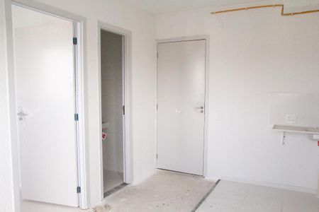 Sala/Cozinha de apartamento para alugar com 2 quartos, 32m² em Parque São Lourenço, São Paulo