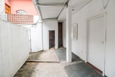 Casa para alugar com 42m², 1 quarto e sem vaga Casa para alugar com 42m², 1 quarto e sem vagaVaranda