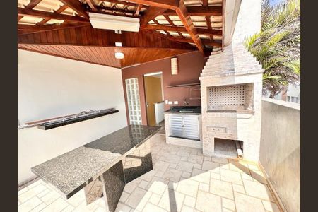 Apartamento à venda com 81m², 2 quartos e 1 vaga