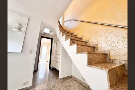 Apartamento à venda com 81m², 2 quartos e 1 vaga