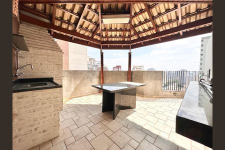 Apartamento à venda com 81m², 2 quartos e 1 vaga