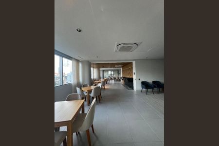Apartamento à venda com 75m², 2 quartos e 1 vaga