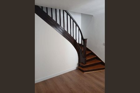 Casa à venda com 3 quartos, 160m² em Liberdade, São Paulo