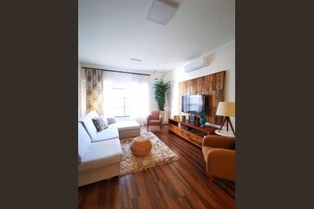 Casa à venda com 4 quartos, 400m² em Planalto Paulista, São Paulo