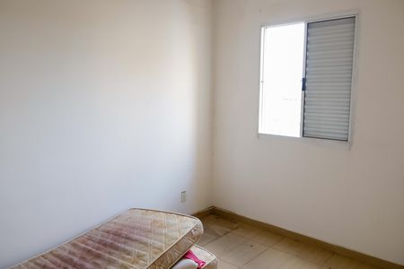 Quarto 1 de apartamento para alugar com 2 quartos, 48m² em Recanto das Rosas, Osasco