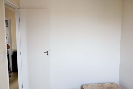 Quarto 1 de apartamento para alugar com 2 quartos, 48m² em Recanto das Rosas, Osasco