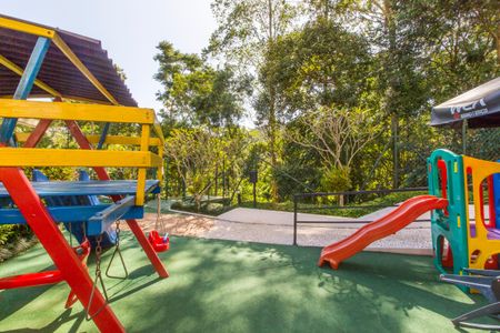 Apartamento para alugar com 94m², 2 quartos e 2 vagasÁrea comum - Playground