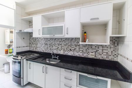Apartamento para alugar com 94m², 2 quartos e 2 vagasCozinha