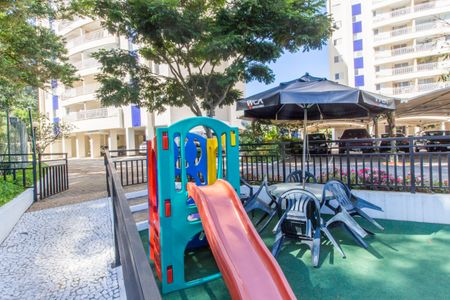 Apartamento para alugar com 94m², 2 quartos e 2 vagasÁrea comum - Playground