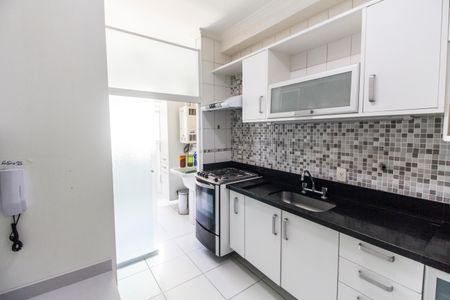 Apartamento para alugar com 94m², 2 quartos e 2 vagasCozinha