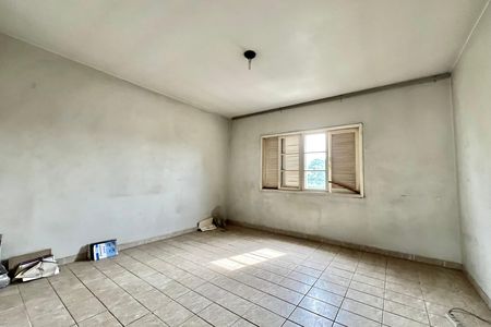 Casa à venda com 574m², 4 quartos e 4 vagas Casa à venda com 574m², 4 quartos e 4 vagasQuarto 2
