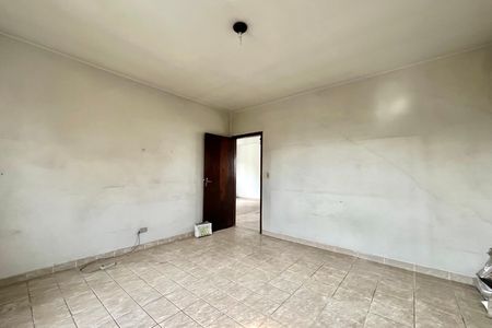 Casa à venda com 574m², 4 quartos e 4 vagas Casa à venda com 574m², 4 quartos e 4 vagasQuarto 2