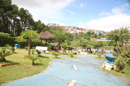 Apartamento à venda com 48m², 2 quartos e 1 vagaPIsta - caminhada 