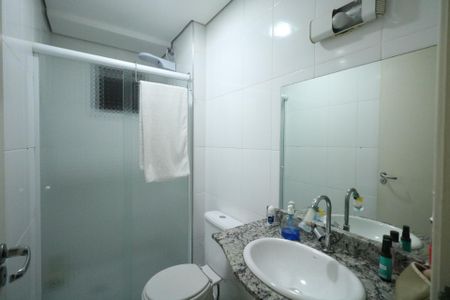 Apartamento à venda com 78m², 3 quartos e 2 vagasBanheiro Social