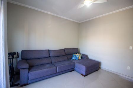Casa de condomínio para alugar com 331m², 3 quartos e 6 vagasSala de TV