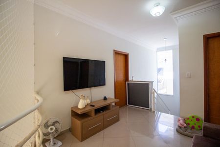 Casa de condomínio para alugar com 331m², 3 quartos e 6 vagasSala 2