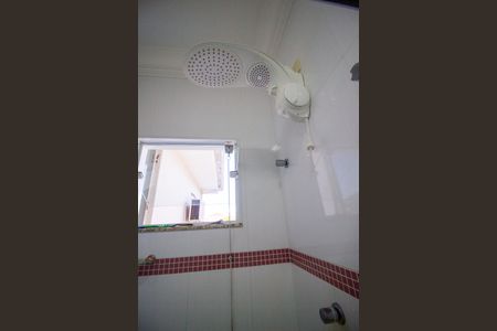 Casa de condomínio para alugar com 331m², 3 quartos e 6 vagasBanheiro da Suíte 2