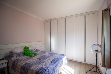 Casa de condomínio para alugar com 331m², 3 quartos e 6 vagasSuíte 2