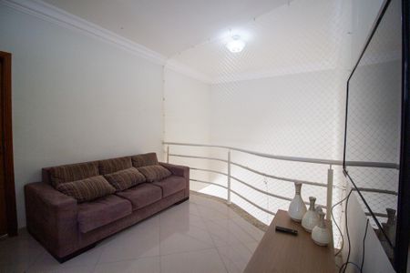 Casa de condomínio para alugar com 331m², 3 quartos e 6 vagasSala 2