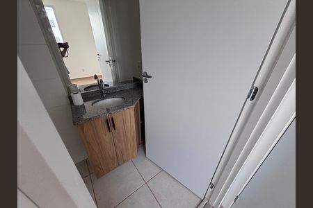 Apartamento à venda com 57m², 3 quartos e 1 vagaBanheiro do Quarto 1